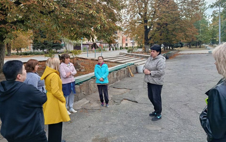Сегодня, 25 сентября, спикер Наталья Терлецкая провела встречу с населением возле дома № 4 по улице Гаврилова
