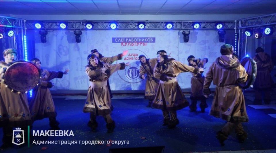 В интеллектуальной игре "Стихи, которые поют" команда из Макеевки завоевала призовое место