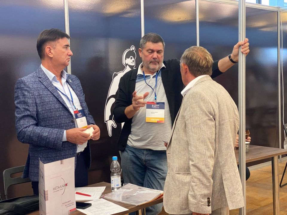 В рамках партийного проекта «Выбирай свое» предприятия города Макеевки: В рамках партийного проекта «Выбирай свое» предприятия города Макеевки: