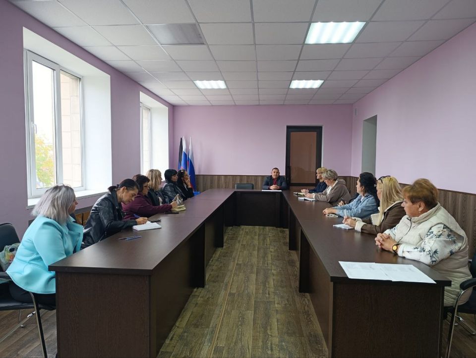 Сегодня, 26 сентября помощник секретаря местного отделения Общественного Движения «Донецкая Республика» Червоногвардейского района города Макеевки, заместитель руководителя Управы Червоногвардейского внутригородского района...