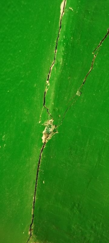 К жителям дома с лопнувшими на стенах маячками наконец приехали чиновники из администрации Макеевки К жителям дома с лопнувшими на стенах маячками наконец приехали чиновники из администрации Макеевки