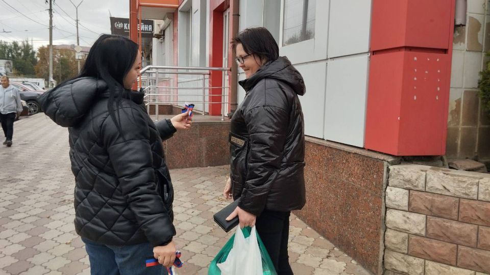 30 сентября 2022 года Президент РоссийскойФедерации Владимир Путин подписал договоры с главами новых регионов о принятииДонецкой Народной Республики, Луганской Народной Республики, Запорожской иХерсонской областей в состав... 30 сентября 2022 года Президент РоссийскойФедерации Владимир Путин подписал договоры с главами новых регионов о принятииДонецкой Народной Республики, Луганской Народной Республики, Запорожской иХерсонской областей в состав...