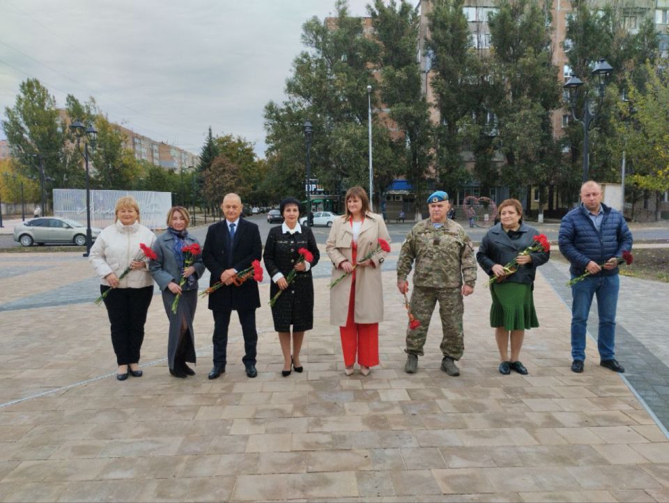 30 сентября в Макеевке прошли торжественные мероприятия, посвященные Дню воссоединения Донецкой Народной Республики с Российской Федерацией 30 сентября в Макеевке прошли торжественные мероприятия, посвященные Дню воссоединения Донецкой Народной Республики с Российской Федерацией