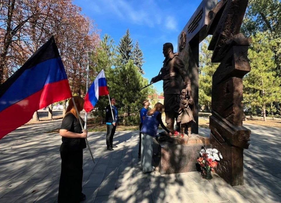 День воссоединения: помним героев и совершенствуем навыки День воссоединения: помним героев и совершенствуем навыки