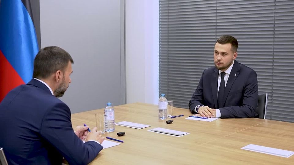 Александр Подгорный: Поставил задачи новому заместителю Председателя Правительства ДНР Кириллу Макарову