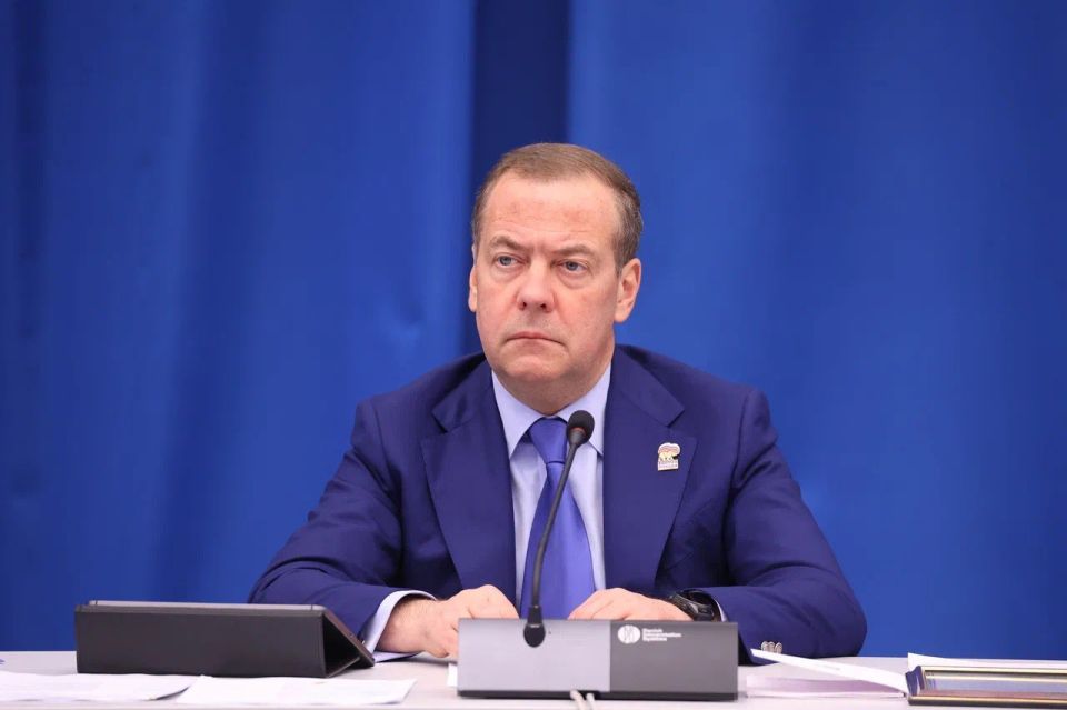 Александр Подгорный: Владимир Якушев: Позиция Единой России при голосовании по проекту федерального бюджета должна быть консолидированной Александр Подгорный: Владимир Якушев: Позиция Единой России при голосовании по проекту федерального бюджета должна быть консолидированной