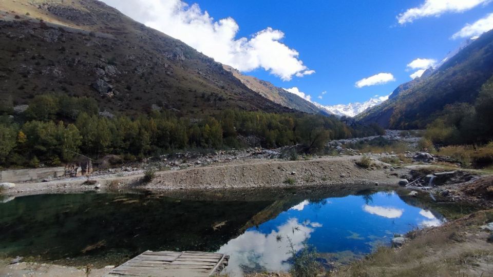 Ребята, принимающие участие в проекте "Университетские смены" в ФГБОУ ВО "Кабардино-Балкарский государственный университет имени Х.М. Беребекова", совершили незабываемое путешествие, полное ярких впечатлений и новых открытий! Ребята, принимающие участие в проекте "Университетские смены" в ФГБОУ ВО "Кабардино-Балкарский государственный университет имени Х.М. Беребекова", совершили незабываемое путешествие, полное ярких впечатлений и новых открытий!