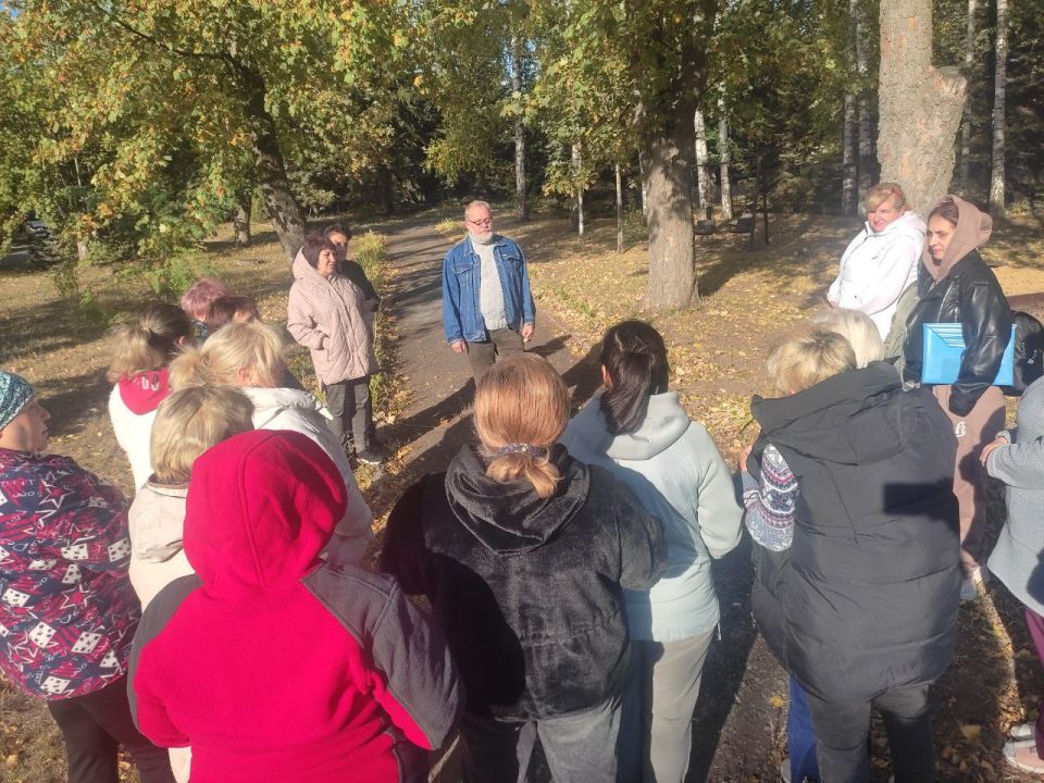 В Кировском внутригородском районе, в рамках поручения Главы ДНР Дениса Пушилина, продолжаются встречи с населением на подведомственной территории