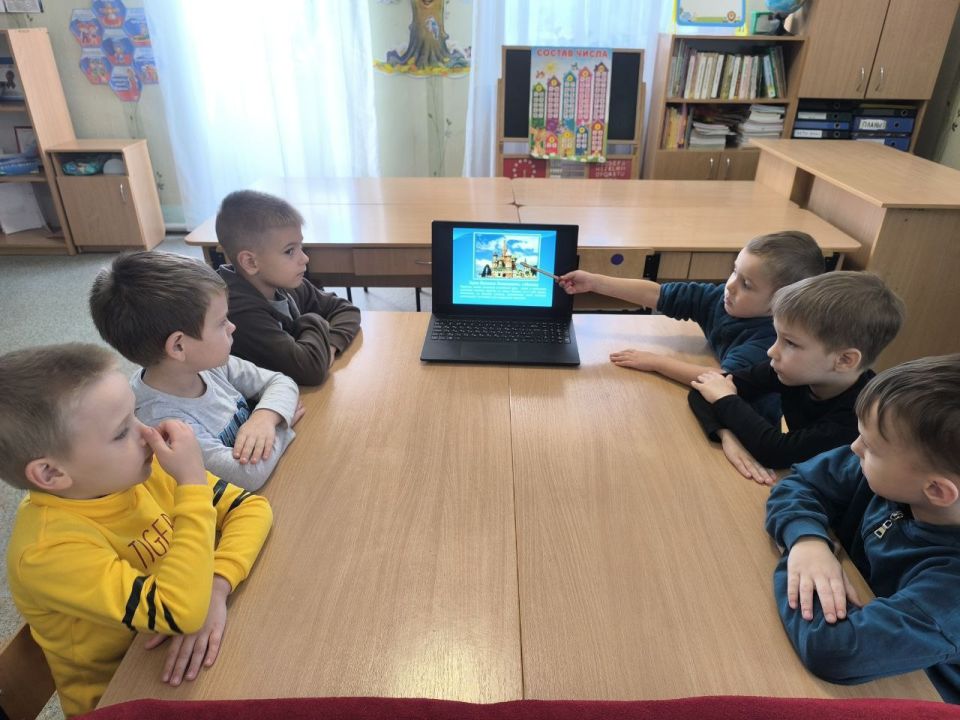 Сегодня, 7 октября, в Государственном казенном дошкольном образовательном учреждении «Детский сад №1 городского округа Макеевка» Донецкой Народной Республики Первичного отделения №542, состоялись виртуальная экскурсия...