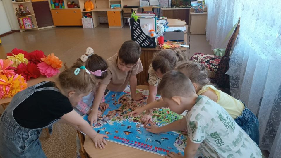 В Государственном казенном дошкольном образовательном учреждении «Детский сад №26 общеразвивающего вида городского округа Макеевка» Донецкой Народной Республики Первичного отделения №541 прошло тематическое занятие... В Государственном казенном дошкольном образовательном учреждении «Детский сад №26 общеразвивающего вида городского округа Макеевка» Донецкой Народной Республики Первичного отделения №541 прошло тематическое занятие...