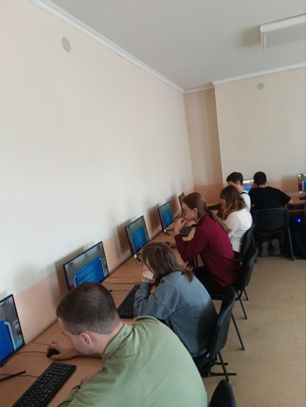 Школьники Республики приняли участие во всероссийской просветительской викторине для школьников и студентов «История будущего: технологии научной фантастики» Школьники Республики приняли участие во всероссийской просветительской викторине для школьников и студентов «История будущего: технологии научной фантастики»