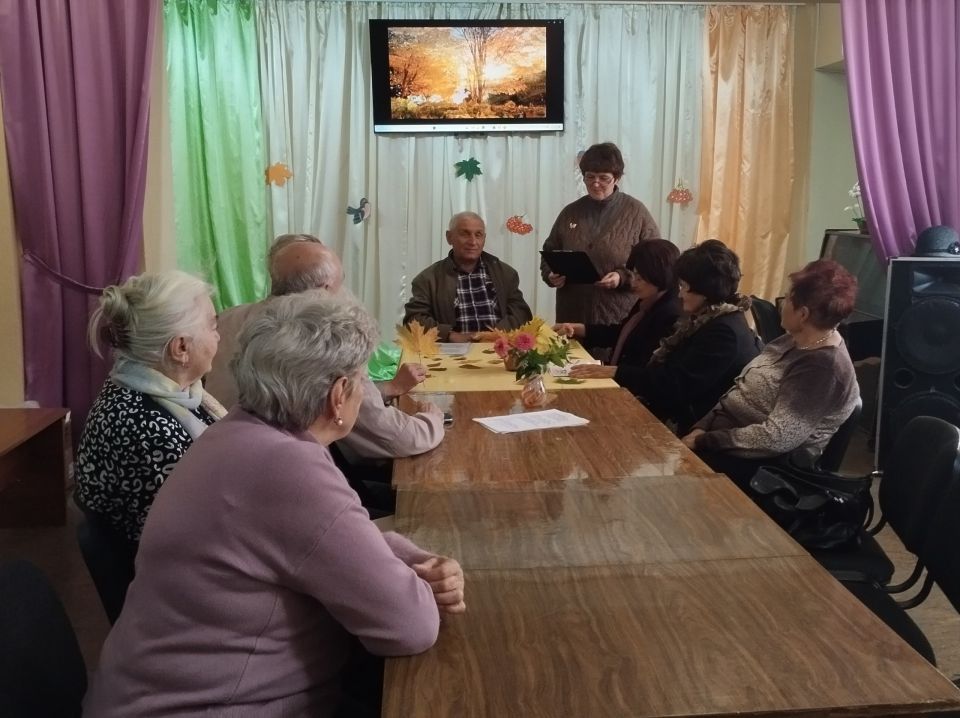 Александр Подгорный: 8 октября в Государственном бюджетном учреждении социального обслуживания «Центр социального обслуживания населения Кировского района города Макеевки», по партийному проекту «Старшее поколение» ВПП...