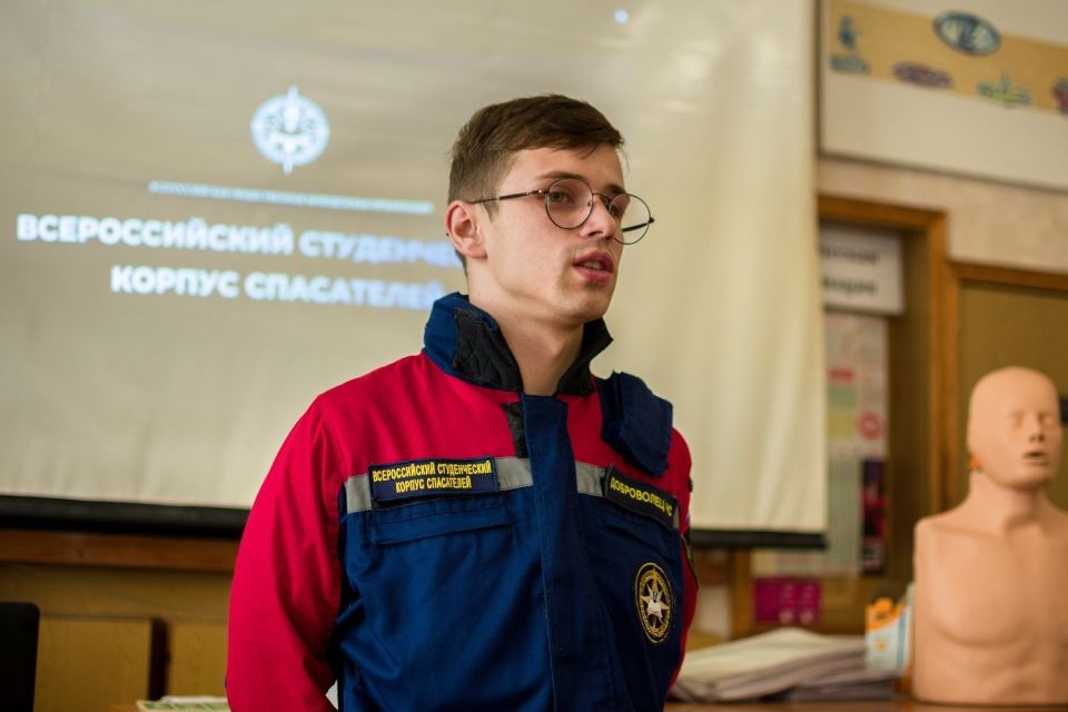 На базе Донецкого транспортно-технологического колледжа и Макеевского педагогического колледжа состоялись встречи добровольцев Донецкого РО ВСКС со студентами На базе Донецкого транспортно-технологического колледжа и Макеевского педагогического колледжа состоялись встречи добровольцев Донецкого РО ВСКС со студентами