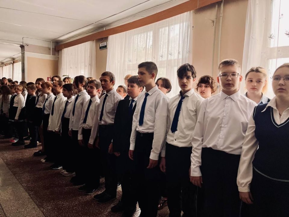 ОТКРЫТИЕ НОВОЙ УЧЕБНОЙ НЕДЕЛИ! ОТКРЫТИЕ НОВОЙ УЧЕБНОЙ НЕДЕЛИ!