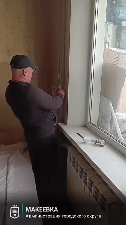В Червоногвардейском районе проводятся восстановительные работы системы отопления в доме, поврежденном в результате вооруженной агрессии ВСУ 2 октября