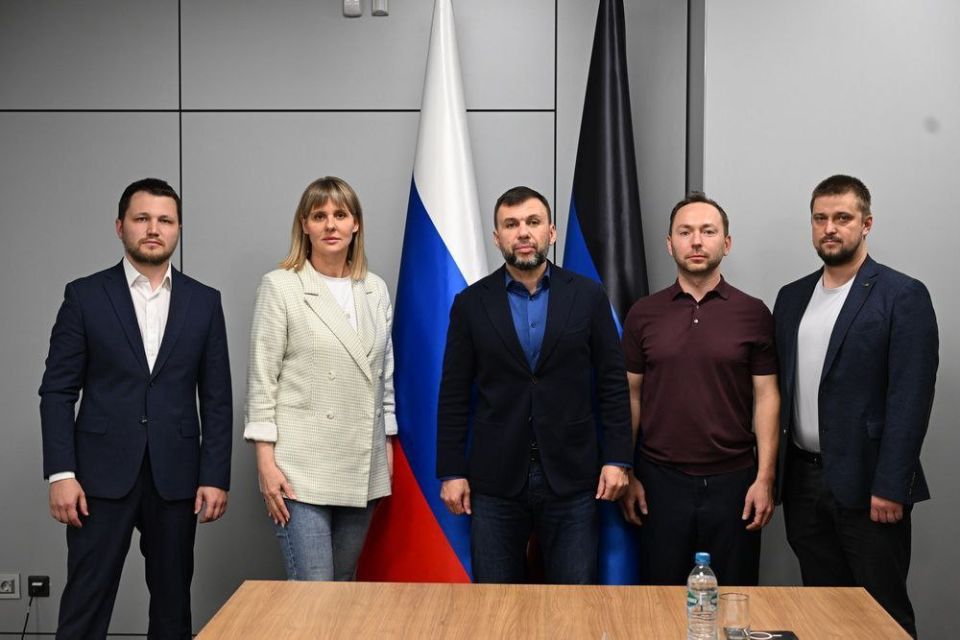 Александр Подгорный: Работы военных художников Студии имени М.Б. Грекова будем выставлять в школах Республики
