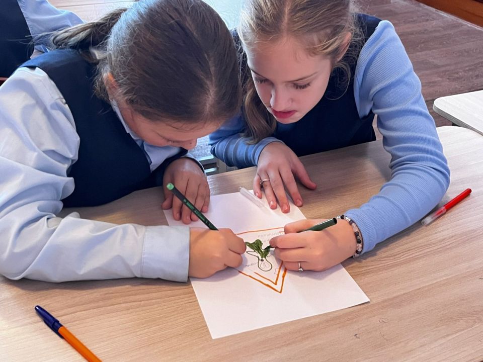 В рамках партийного проекта «Мир возможностей» в ГБОУ "СШ № 21 Г.О. МАКЕЕВКА" было проведено познавательное мероприятие «Осторожно! Мошенники!», организованное старшеклассницей Шишман Дарьей для ребят 5-А класса В рамках партийного проекта «Мир возможностей» в ГБОУ "СШ № 21 Г.О. МАКЕЕВКА" было проведено познавательное мероприятие «Осторожно! Мошенники!», организованное старшеклассницей Шишман Дарьей для ребят 5-А класса