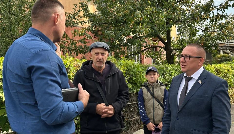 Андрей Крамар: Вот и еще одна непростая, насыщенная самой разнообразной работой неделя подходит к концу Андрей Крамар: Вот и еще одна непростая, насыщенная самой разнообразной работой неделя подходит к концу