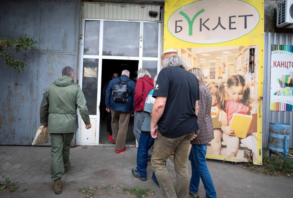 Позитивные новости и воспоминания участников фестиваля сменяются горькими сообщениями