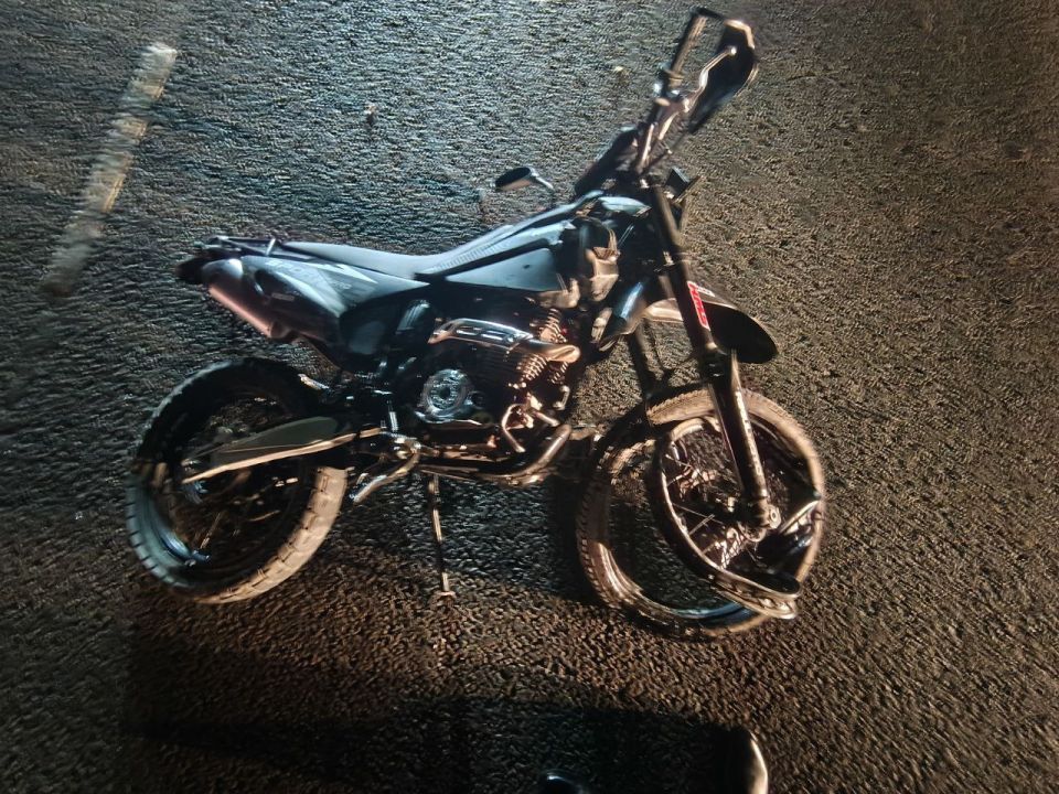 Полицейские устанавливают обстоятельства ДТП, в результате которых один подросток погиб и ещё один получил травмы Полицейские устанавливают обстоятельства ДТП, в результате которых один подросток погиб и ещё один получил травмы