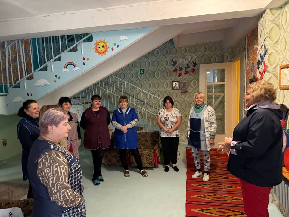 Сегодня, 14 октября, заместитель руководителя Управы Центрально-Городского внутригородского района Лариса Онищенко провела встречу с по адресу: г. Макеевка, кв-л Железнодорожный, д. 20