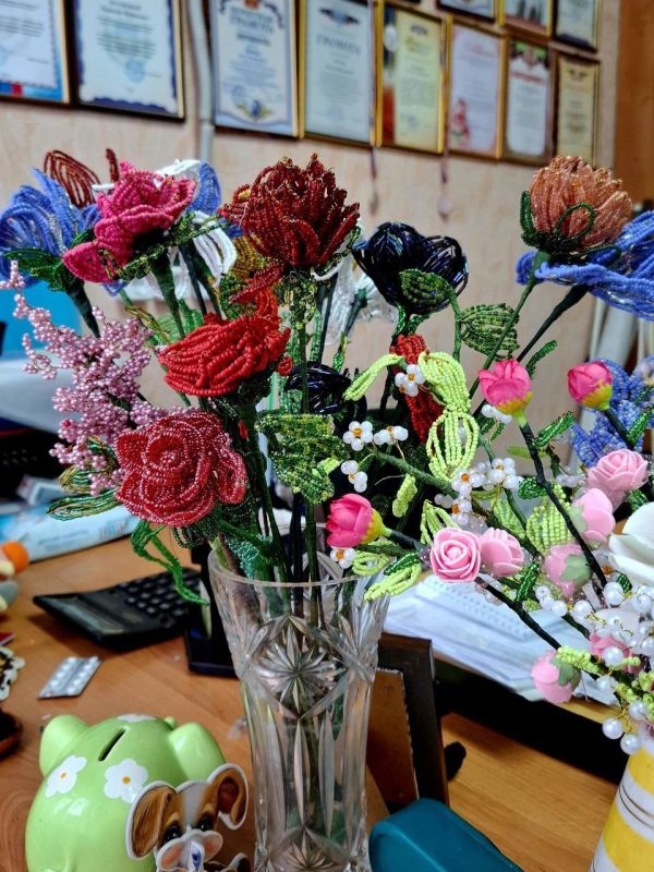 Сегодня, 15 октября, в Международный день белой трости, Заместитель главы Администрации городского округа Макеевка, руководитель «Совета женщин города Макеевки» Ирина Сидякина, Председатель Макеевского городского совета... Сегодня, 15 октября, в Международный день белой трости, Заместитель главы Администрации городского округа Макеевка, руководитель «Совета женщин города Макеевки» Ирина Сидякина, Председатель Макеевского городского совета...