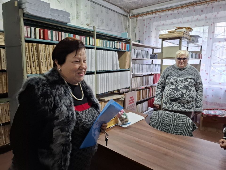 Валентина Харлашка: Сегодня, 15 октября, в Международный день белой трости, совместно с депутатом Народного Совета Ковтыриным Александром, руководителем Совета женщин города Макеевки Ириной Сидякиной посетили Макеевскую... Валентина Харлашка: Сегодня, 15 октября, в Международный день белой трости, совместно с депутатом Народного Совета Ковтыриным Александром, руководителем Совета женщин города Макеевки Ириной Сидякиной посетили Макеевскую...