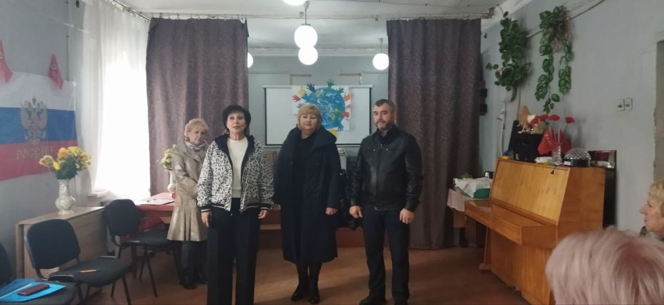 15 октября на базе Макеевской местной общественной организации общероссийской общественной организации инвалидов «Всероссийского ордена Трудового Красного Знамени общества слепых» по партийному проекту «Единая страна —... 15 октября на базе Макеевской местной общественной организации общероссийской общественной организации инвалидов «Всероссийского ордена Трудового Красного Знамени общества слепых» по партийному проекту «Единая страна —...