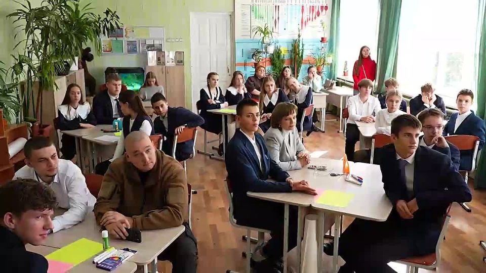 Ежедневно от 50 до 70 тысяч россиян переводят свои сбережения злоумышленникам, поэтому региональная акция «Нет мошенникам» партийного проекта Единой России "Мир возможностей" сегодня очень актуальна