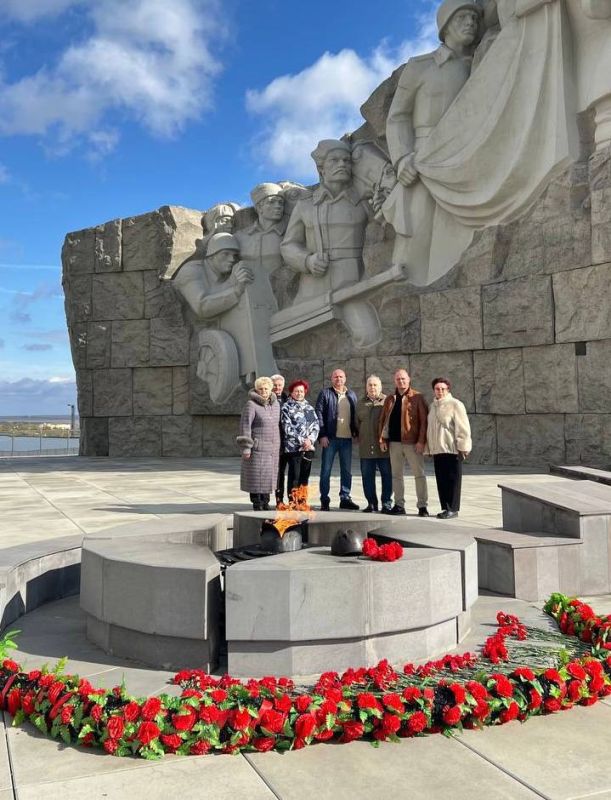 Историческая память объединяет поколения: макеевчане побывали в музейном комплексе «Самбекские высоты» Историческая память объединяет поколения: макеевчане побывали в музейном комплексе «Самбекские высоты»