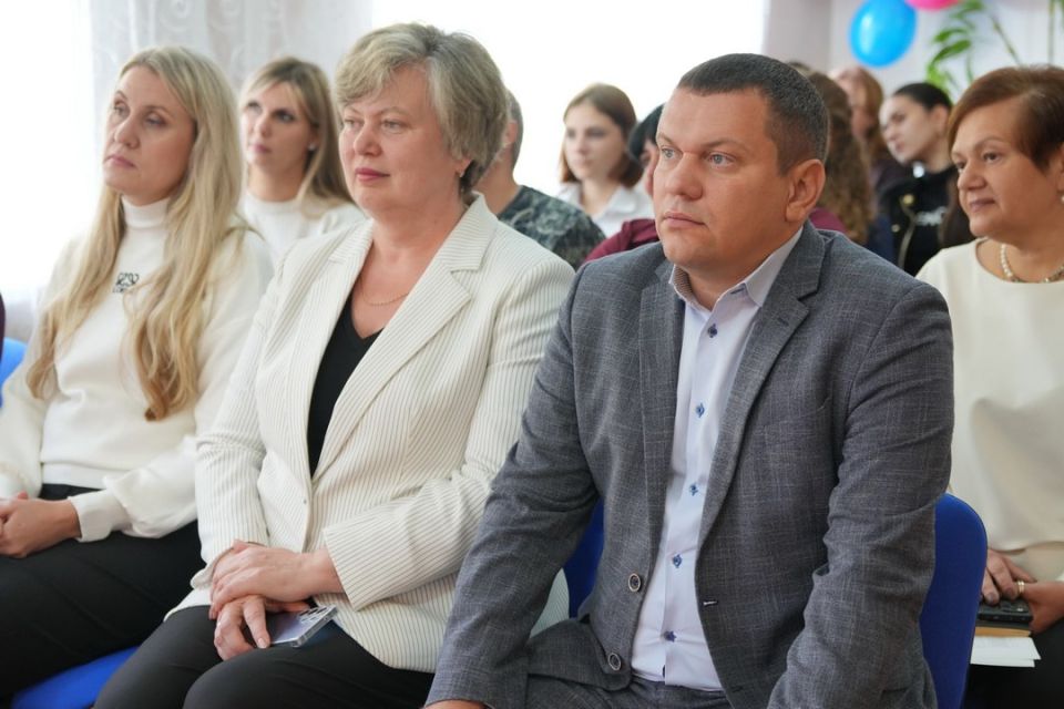 Олег Трофимов: В Макеевке открыли Центр социализации подростков Олег Трофимов: В Макеевке открыли Центр социализации подростков