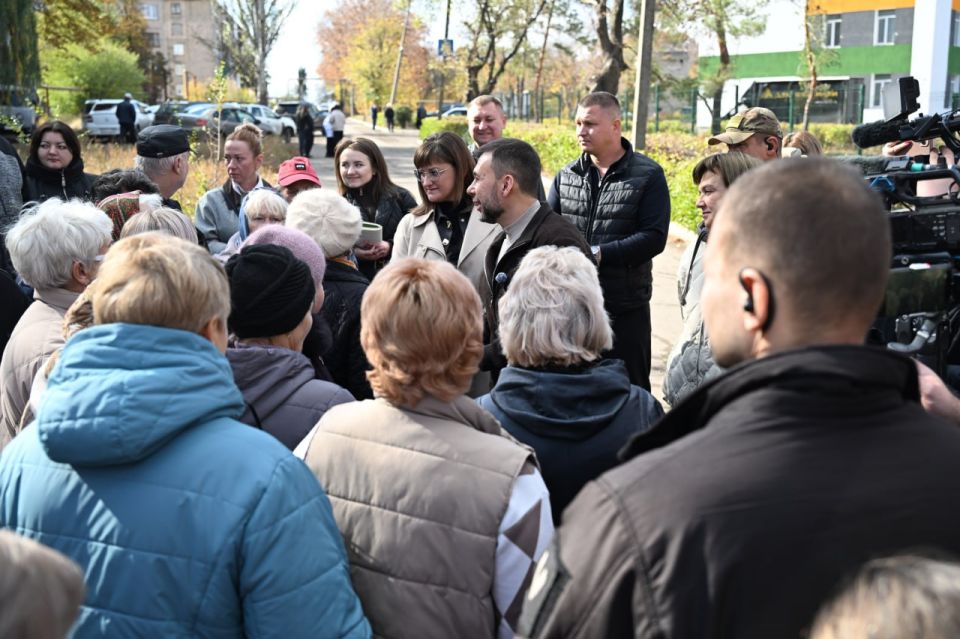 Глава ДНР Денис Пушилин сообщил, что в макеевском поселке Ханжёнково-Северный на базе амбулатории на следующей неделе откроют аптечный пункт