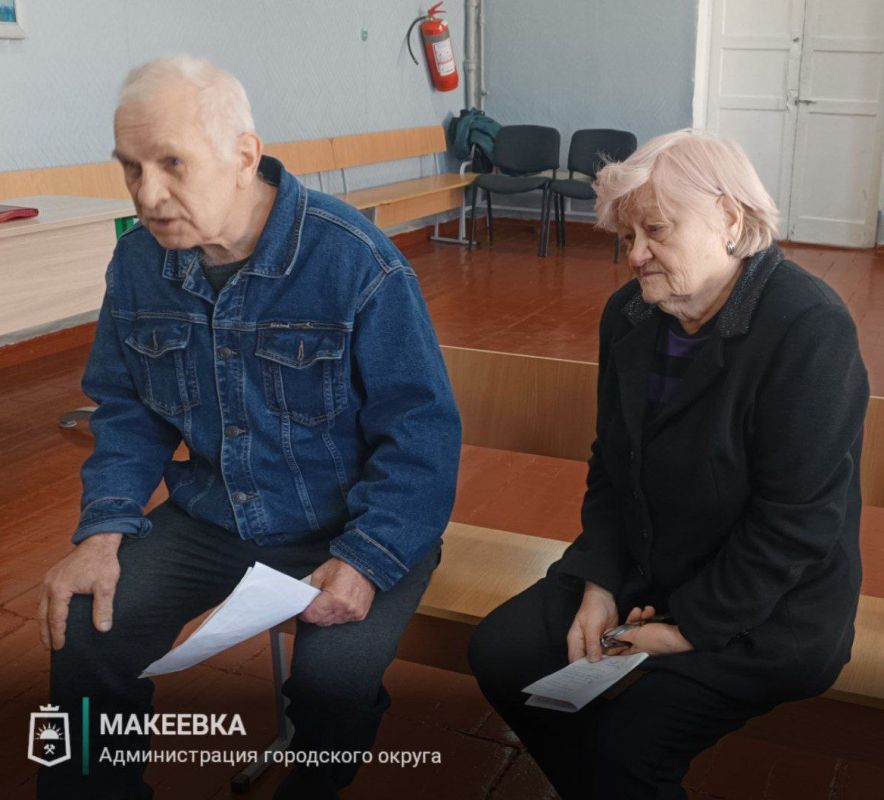 Замглавы Администрации городского округа Макеевка Ирина Сидякина провела приём граждан Замглавы Администрации городского округа Макеевка Ирина Сидякина провела приём граждан
