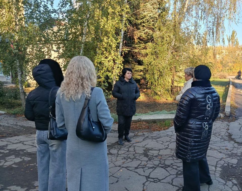 16 октября спикер Наталья Терлецкая провела встречу с населением по адресу: 2 микрорайон возле дома № 15