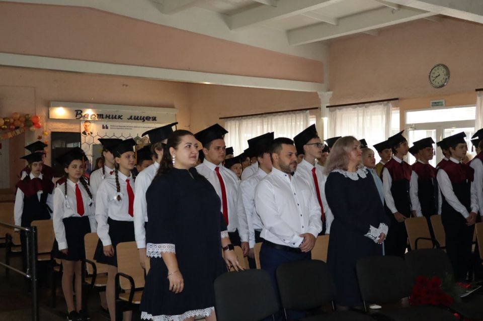 ВИВАТ, ЛИЦЕЙ! ВИВАТ!. Торжественное мероприятие, посвященное Дню рождения ГБОУ «ЛИЦЕЙ № 1 Г.О. МАКЕЕВКА», открылось ярким выступлением группы барабанщиц ВИВАТ, ЛИЦЕЙ! ВИВАТ!. Торжественное мероприятие, посвященное Дню рождения ГБОУ «ЛИЦЕЙ № 1 Г.О. МАКЕЕВКА», открылось ярким выступлением группы барабанщиц