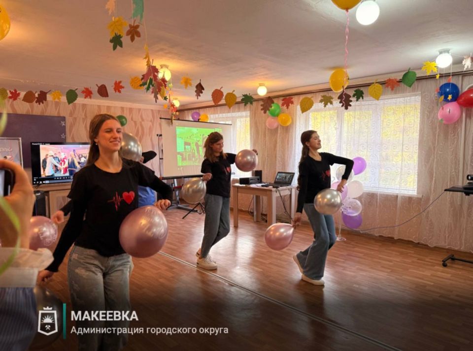 В рамках акции "Новая школа" в Макеевке открыли Центр социализации подростков В рамках акции "Новая школа" в Макеевке открыли Центр социализации подростков