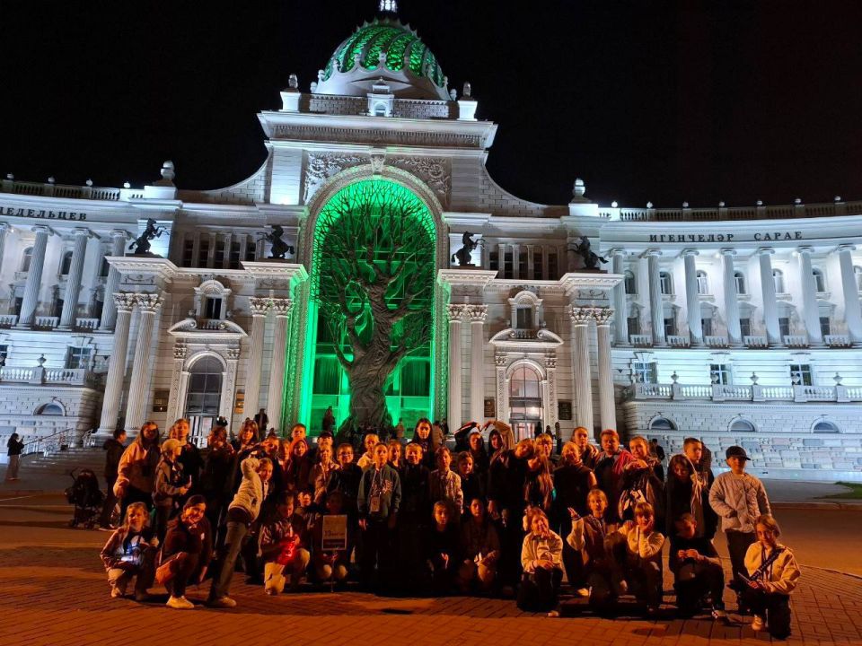 Александр Подгорный: Более 3200 детей из ДНР в этом году побывали на экскурсиях в городах нашей Родины в рамках Всероссийской программы «Культурная карта 4+85» Александр Подгорный: Более 3200 детей из ДНР в этом году побывали на экскурсиях в городах нашей Родины в рамках Всероссийской программы «Культурная карта 4+85»