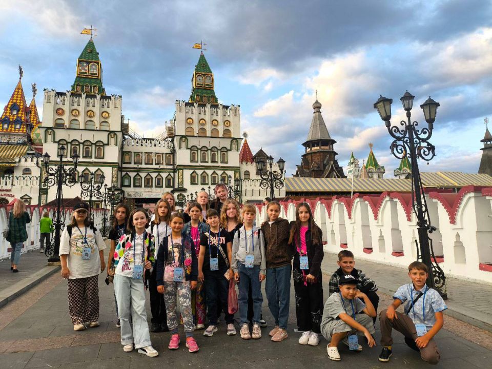 Александр Подгорный: Более 3200 детей из ДНР в этом году побывали на экскурсиях в городах нашей Родины в рамках Всероссийской программы «Культурная карта 4+85» Александр Подгорный: Более 3200 детей из ДНР в этом году побывали на экскурсиях в городах нашей Родины в рамках Всероссийской программы «Культурная карта 4+85»