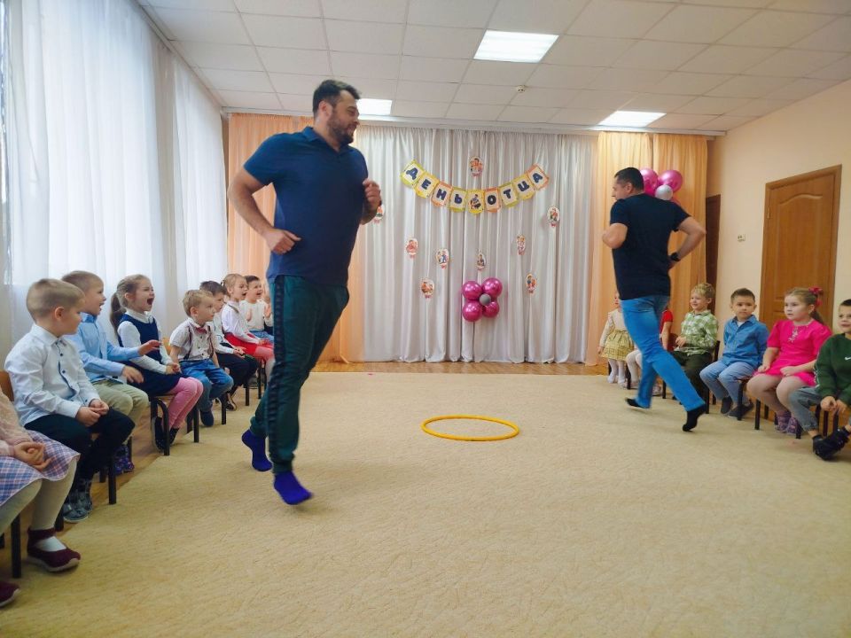 19 октября 2025 года в России отмечается День отца 19 октября 2025 года в России отмечается День отца