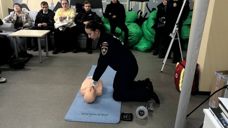 21 октября 2025 года учащиеся общеобразовательных организаций, состоящие на внутришкольном учете, посетили мероприятие, проведенное сотрудниками Всероссийского студенческого корпуса спасателей Донецкого ресурсного центра ЧС 21 октября 2025 года учащиеся общеобразовательных организаций, состоящие на внутришкольном учете, посетили мероприятие, проведенное сотрудниками Всероссийского студенческого корпуса спасателей Донецкого ресурсного центра ЧС