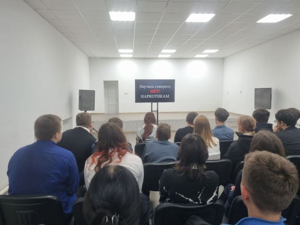 Наркомания - это глобальная проблема, которая с каждым новым днём поглощает всё больше человеческих судеб Наркомания - это глобальная проблема, которая с каждым новым днём поглощает всё больше человеческих судеб