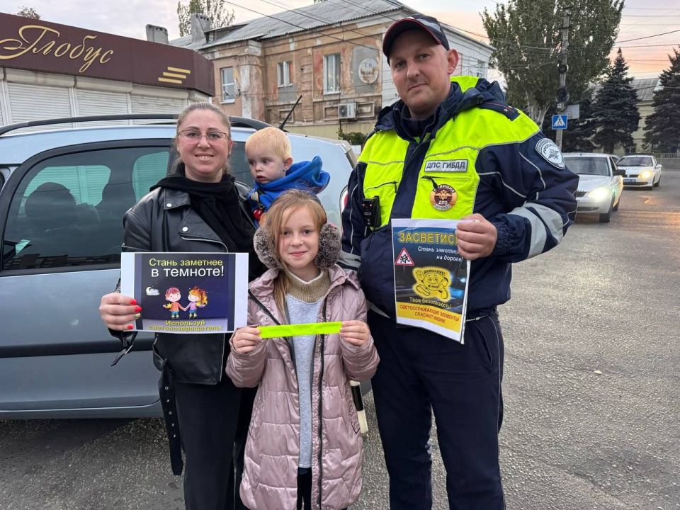 Автоинспекторы провели профилактическое мероприятие в Макеевке Автоинспекторы провели профилактическое мероприятие в Макеевке