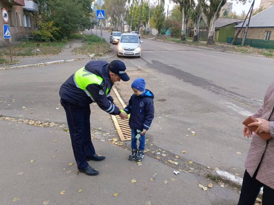 Автоинспекторы провели профилактическое мероприятие в Макеевке Автоинспекторы провели профилактическое мероприятие в Макеевке
