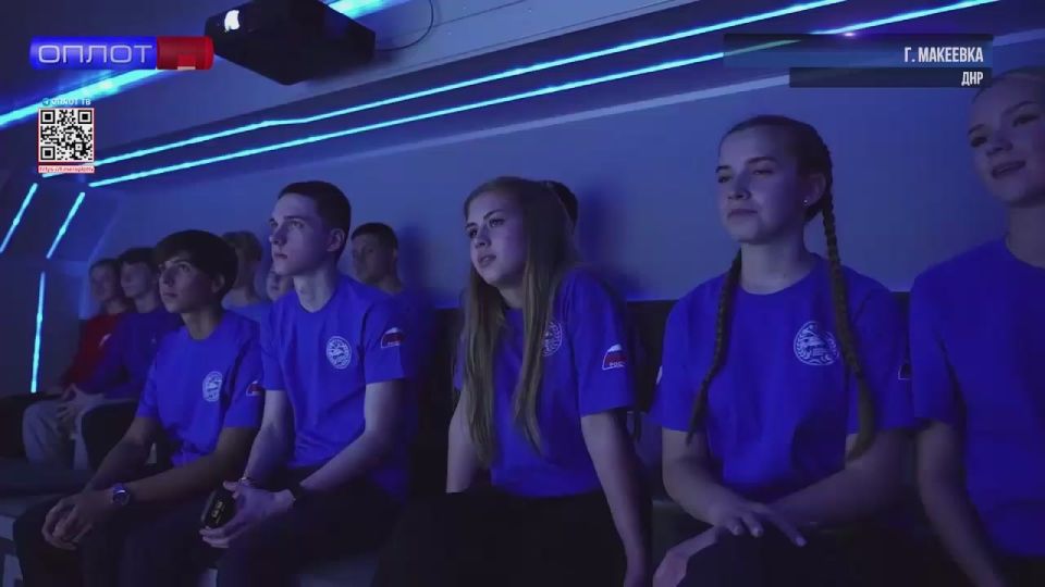 Новые форматы взаимодействия с историей, интерактивные квесты, игры, виртуальные полёты и общение с цифровыми двойниками выдающихся личностей