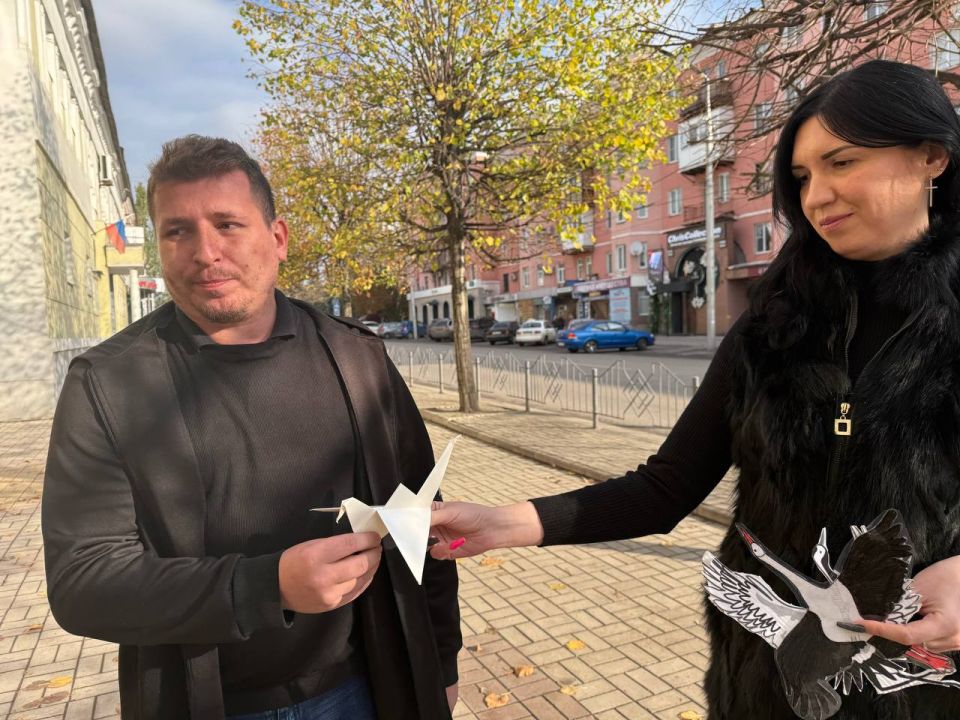 Центрально-Городской внутригородской район города Макеевки принял активное участие в акции, приуроченной к празднику «Белые Журавли», который создан по инициативе известного дагестанского поэта, автора текста знаменитой... Центрально-Городской внутригородской район города Макеевки принял активное участие в акции, приуроченной к празднику «Белые Журавли», который создан по инициативе известного дагестанского поэта, автора текста знаменитой...