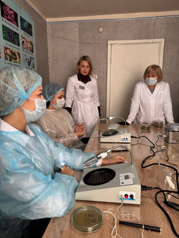 В рамках Федерального проекта «Успех каждого ребёнка» национального проекта «Профессионалитет» реализуется проект «Билет в будущее» В рамках Федерального проекта «Успех каждого ребёнка» национального проекта «Профессионалитет» реализуется проект «Билет в будущее»