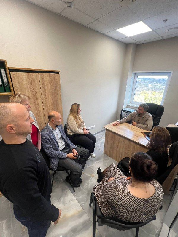 Депутат Макеевского городского совета Геннадий Гальчук провел встречу по адресу: г.о. Макеевка, г. Макеевка, 250-летия Донбасса, 74