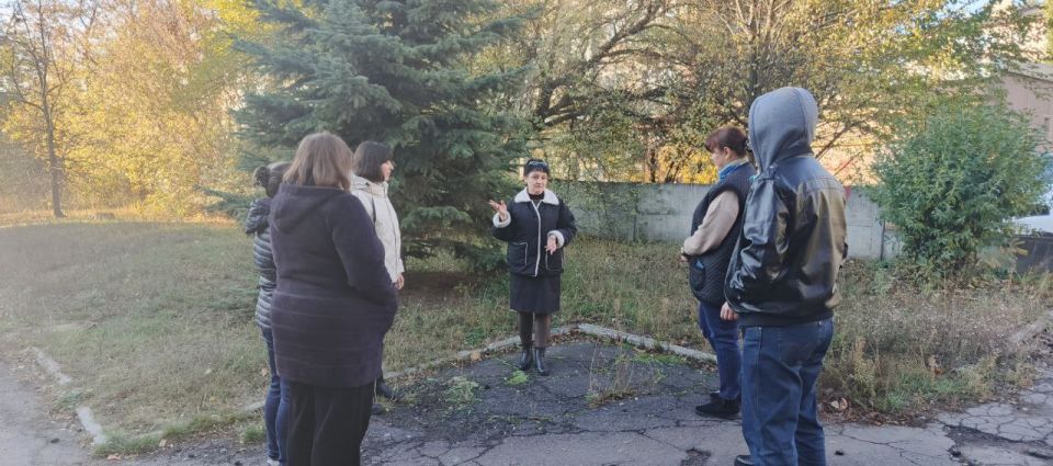 23 октября руководитель Управы Центрально-Городского внутригородского района Владимир Меша встретился с трудовым коллективом МУП АГМ «Макэлектротранс» и принял участие в торжественном мероприятии, посвящённом Дню работника... 23 октября руководитель Управы Центрально-Городского внутригородского района Владимир Меша встретился с трудовым коллективом МУП АГМ «Макэлектротранс» и принял участие в торжественном мероприятии, посвящённом Дню работника...