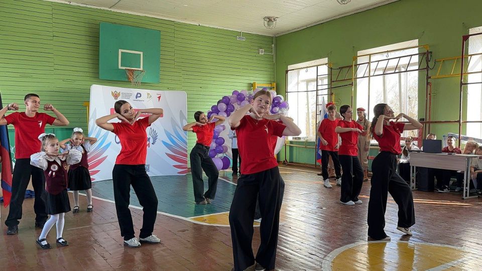 В ГБОУ "СШ № 16 Г.О. МАКЕЕВКА" состоялась торжественная церемония посвящения в "Орлята России" В ГБОУ "СШ № 16 Г.О. МАКЕЕВКА" состоялась торжественная церемония посвящения в "Орлята России"