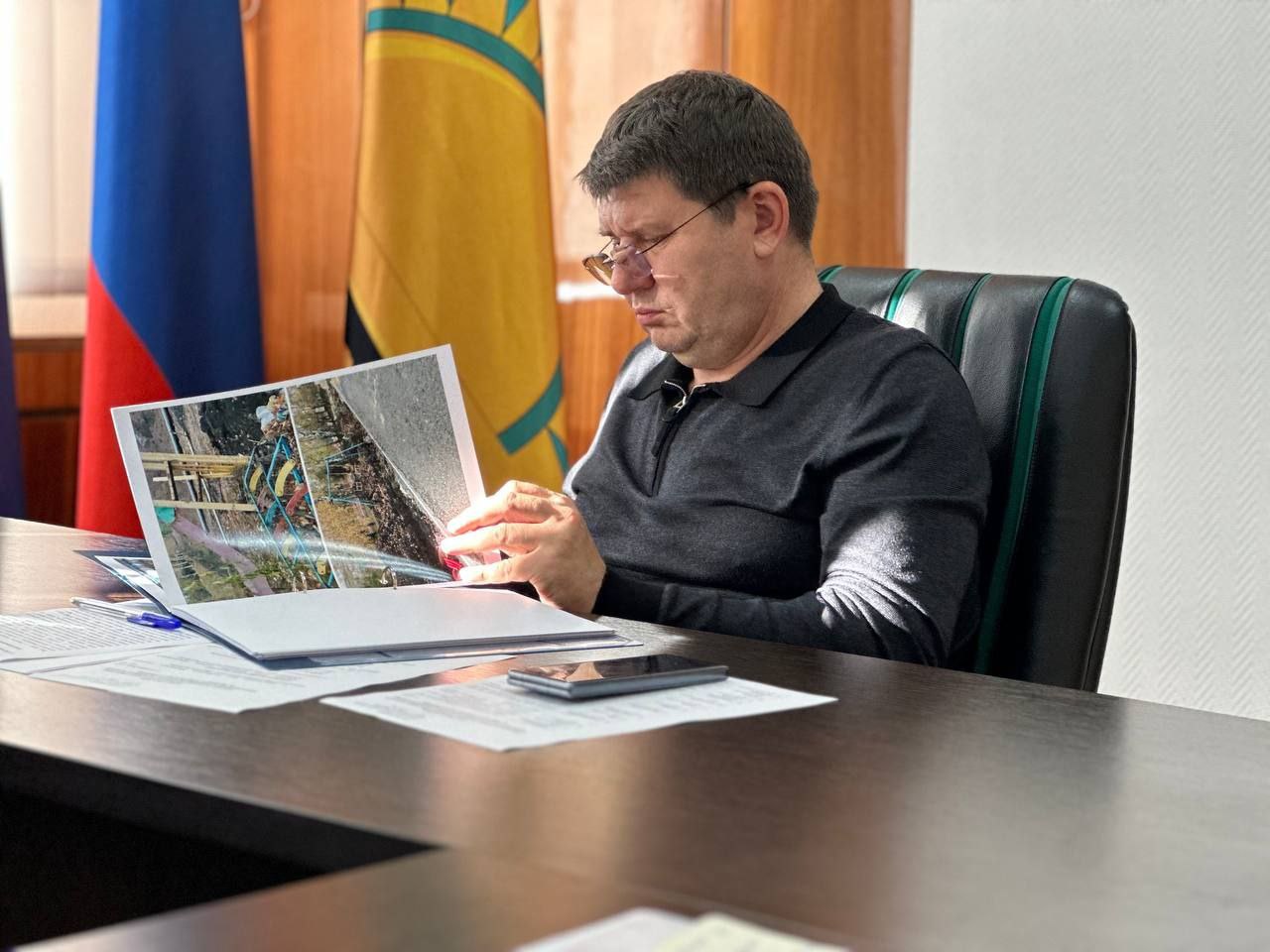 Владислав Ключаров: Сегодня провёл важную рабочую встречу с руководителями и активистами некоммерческих организаций, которые активно работают в сфере молодёжной политики на территории нашего города Владислав Ключаров: Сегодня провёл важную рабочую встречу с руководителями и активистами некоммерческих организаций, которые активно работают в сфере молодёжной политики на территории нашего города